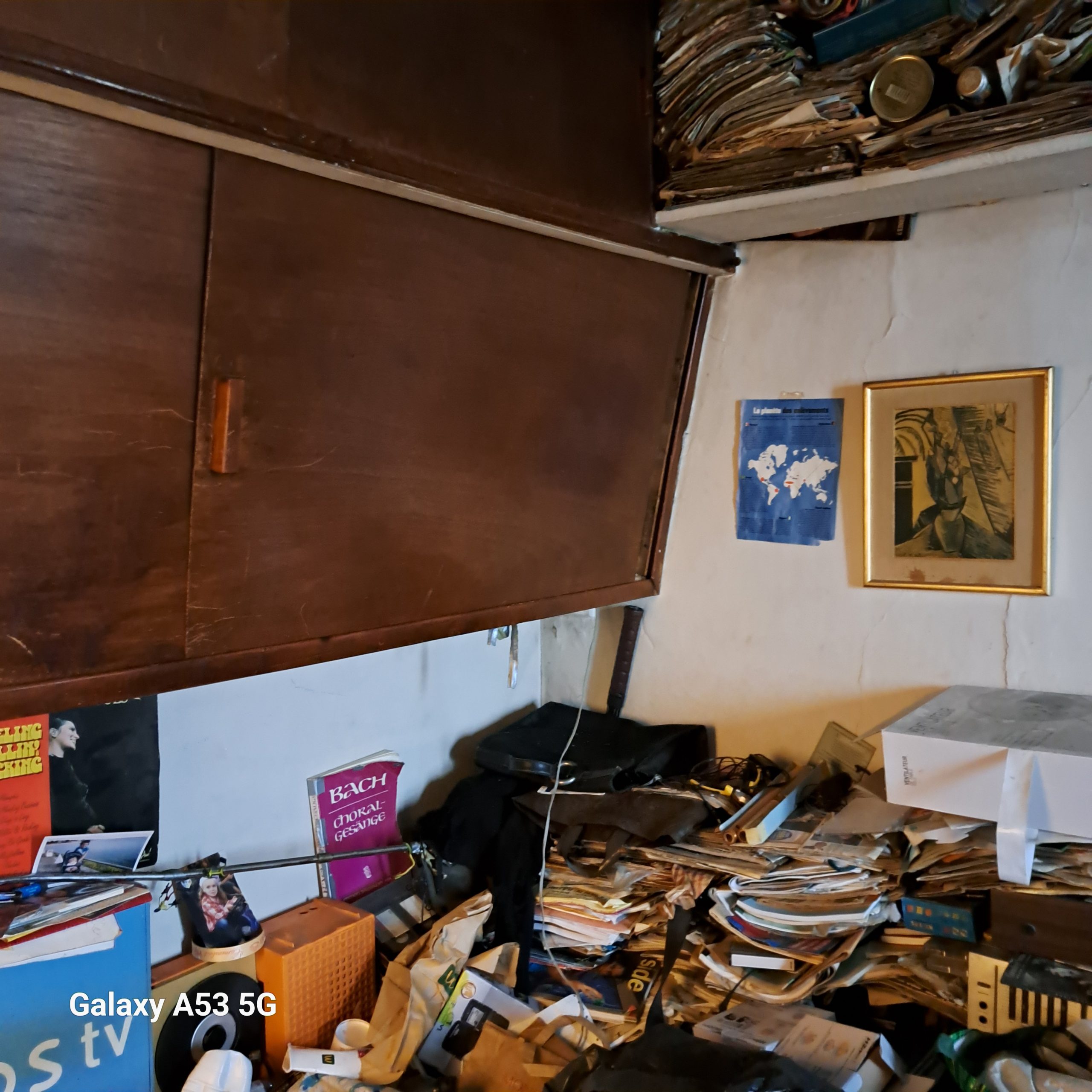 Les meilleurs outils pour le nettoyage de maisons abandonnées 20250127 Chambre Balcon 3 Scaled